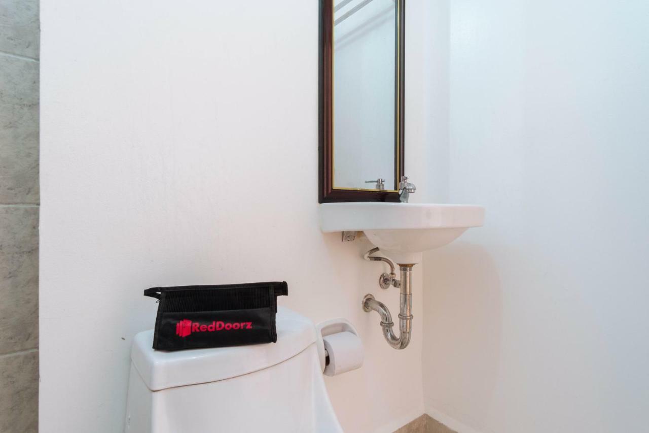 Reddoorz Premium @ Amaia Skies Avenida Manila Esterno foto