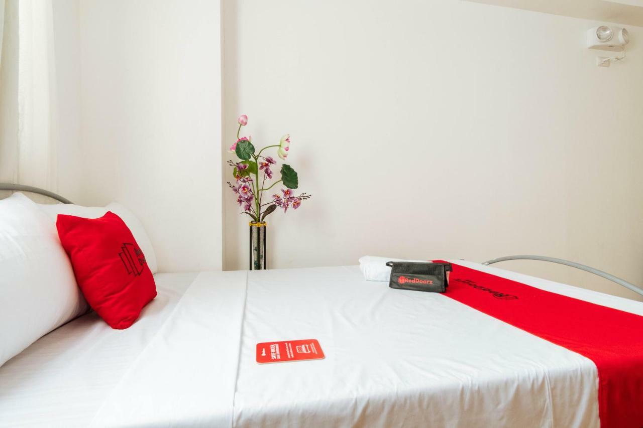 Reddoorz Premium @ Amaia Skies Avenida Manila Esterno foto